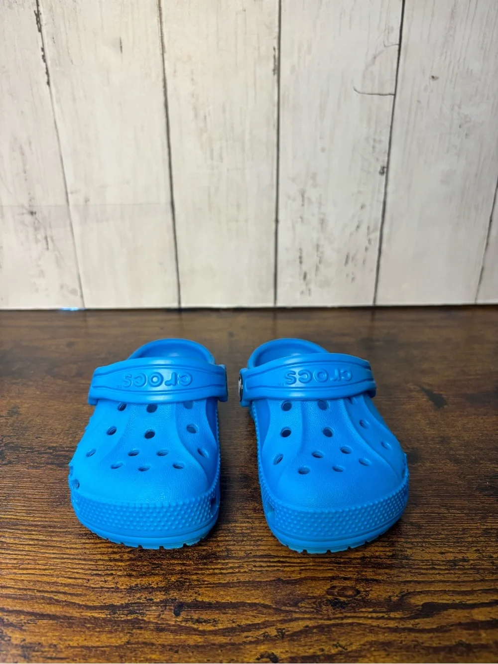 CROCS Kids Classic Clog in Bright Blue